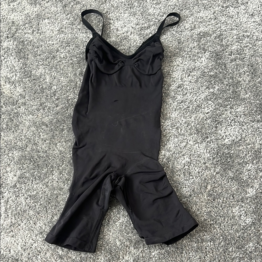 SKIMS Black Shapewear Bodysuit with Mid-Thigh Coverage